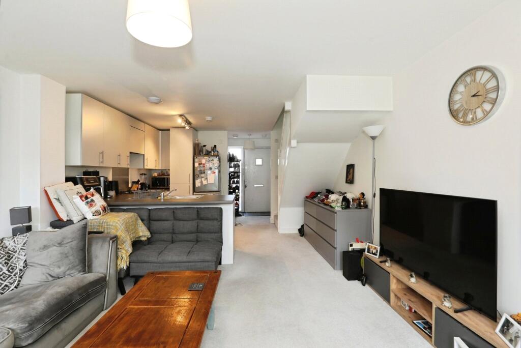 House in Crewe - View 3