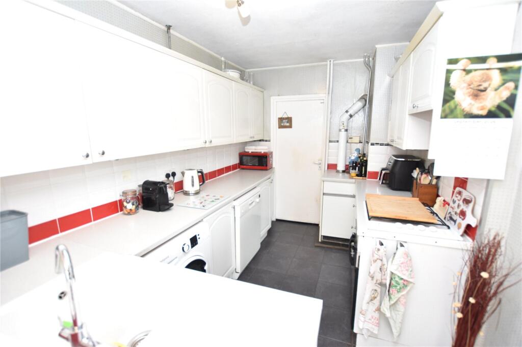 House in Guildford - View 5