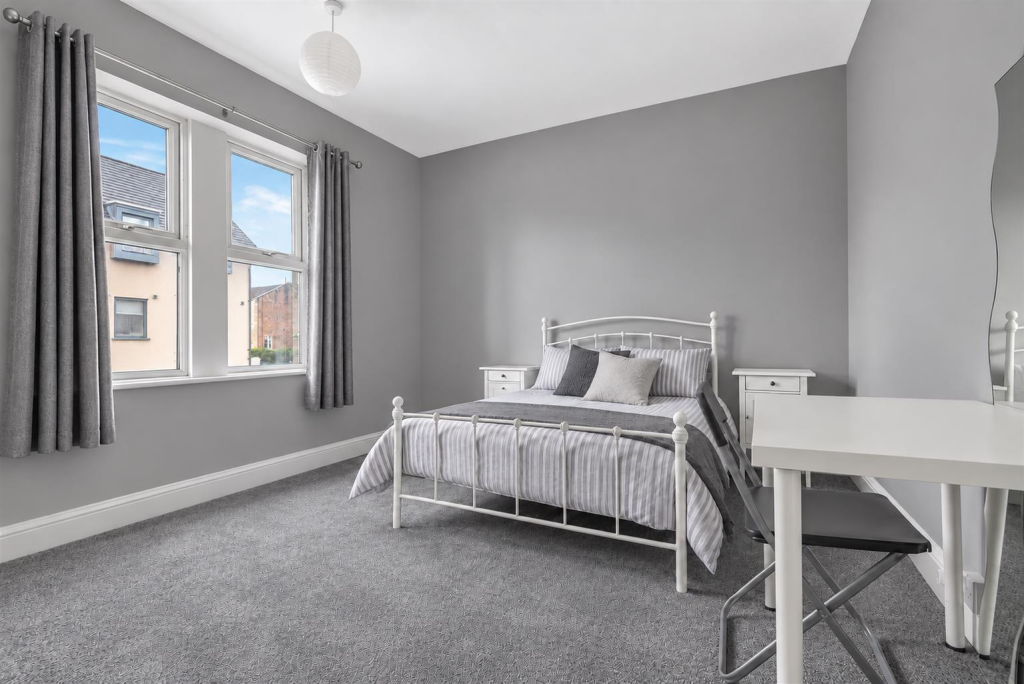 House in Leeds - View 4