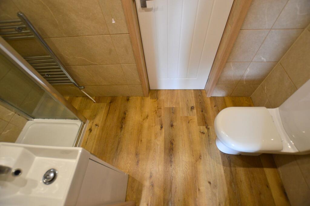 6 bedroom terraced house for rent