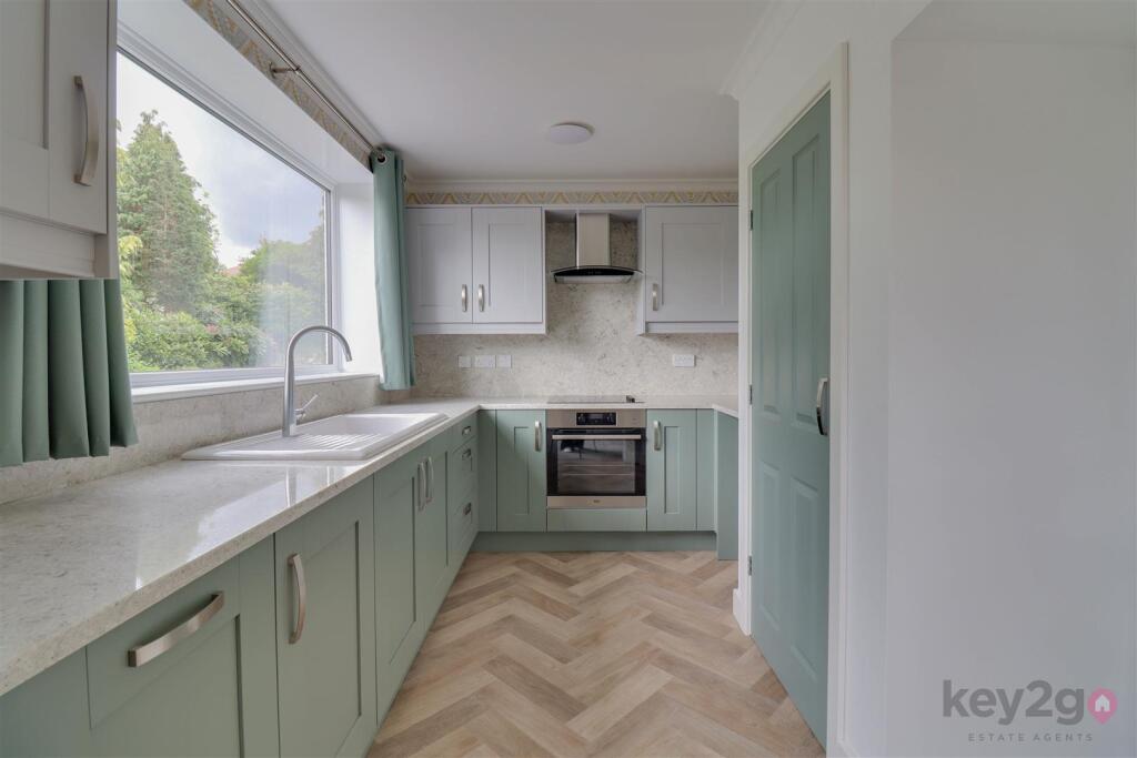 Walton Court, Beauchief, Sheffield, S8 - View 6