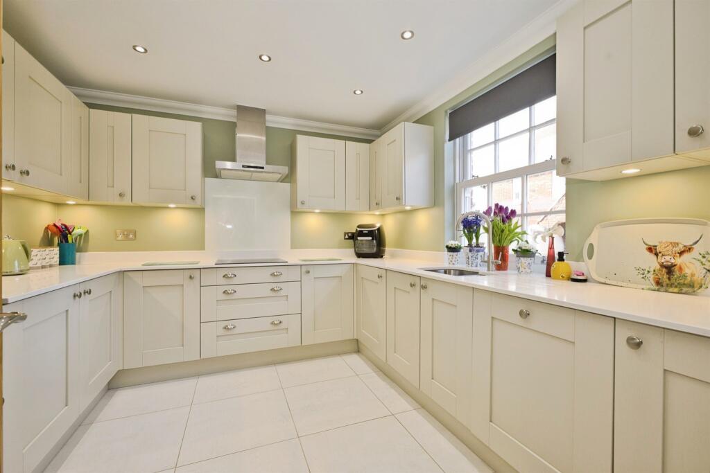 Additional image 6 of Halyars Way, Yeovil