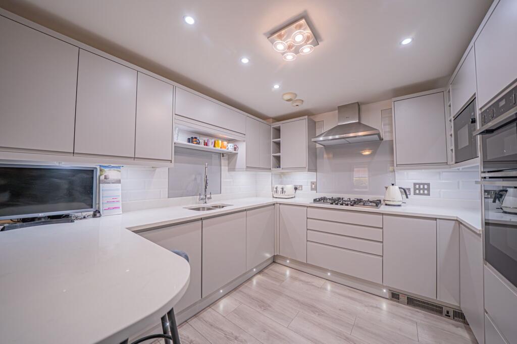 Additional image 4 of Copt Heath Manor, 1300 Warwick Road, B93