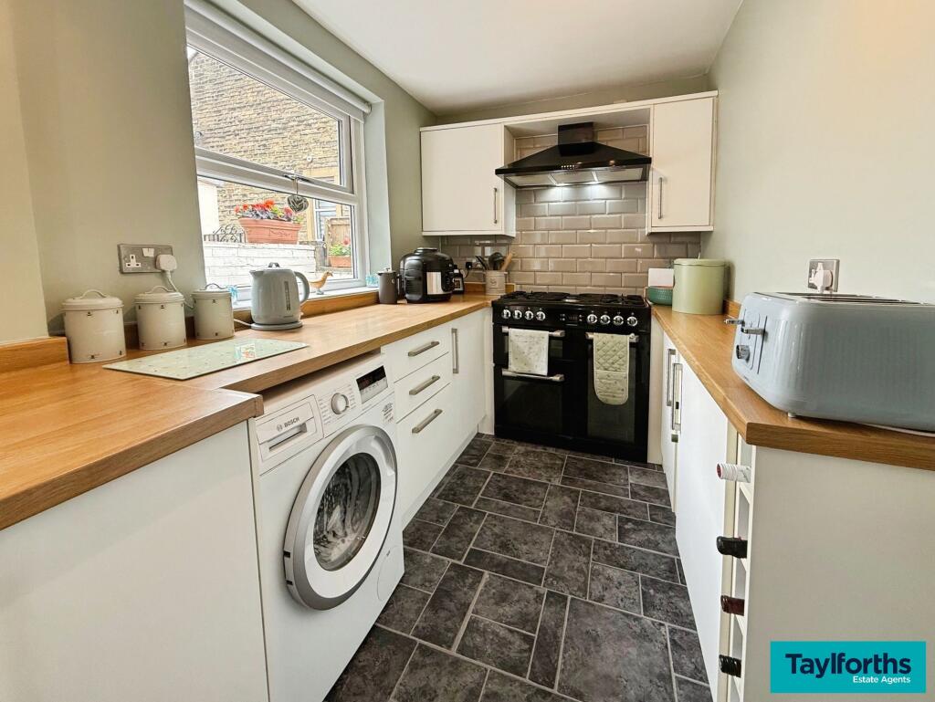 House in Pendle, Barnoldswick - View 3