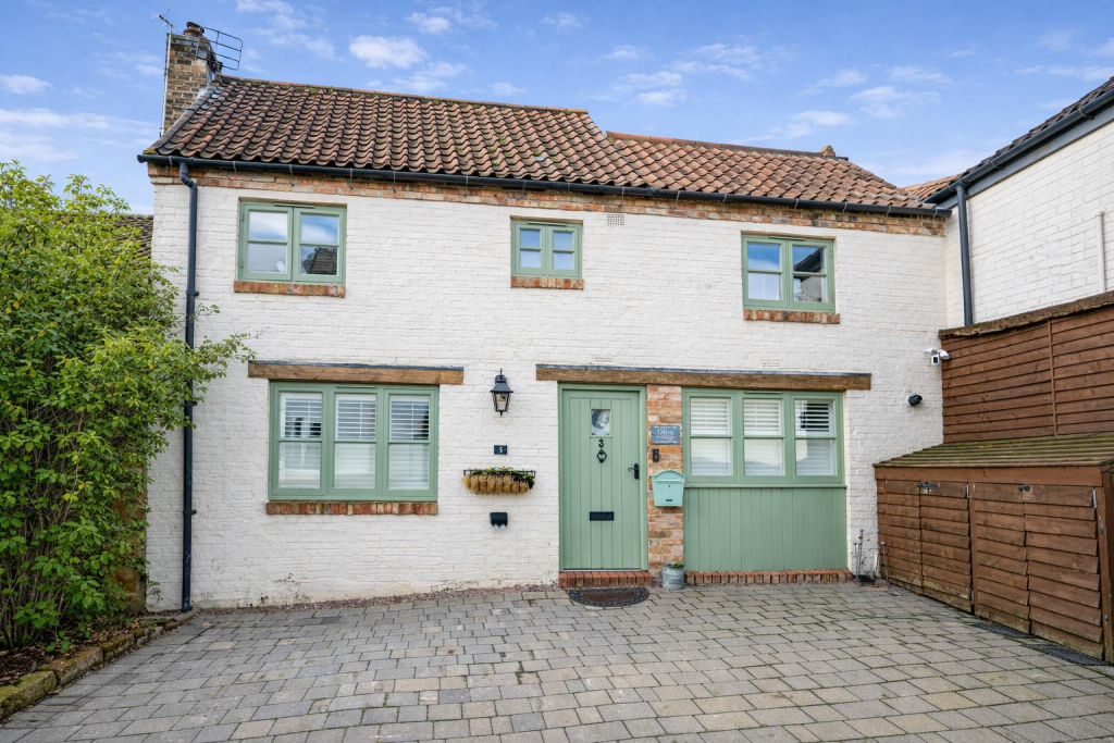2-bed house on Olive Cottage, Church Lane, Ab Kettleby, £210,000