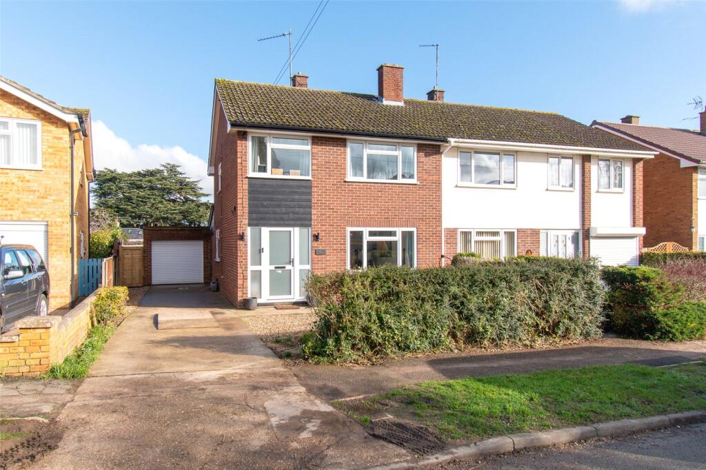 Main image of property: Walnut Way, Ickleford, Hitchin, Hertfordshire, SG5