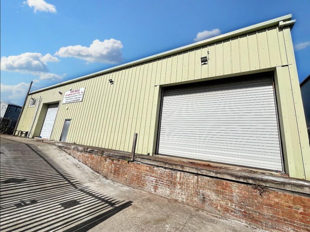 Main image of property: Unit 33, Atlantic Trading Estate, Barry, CF63 3RF