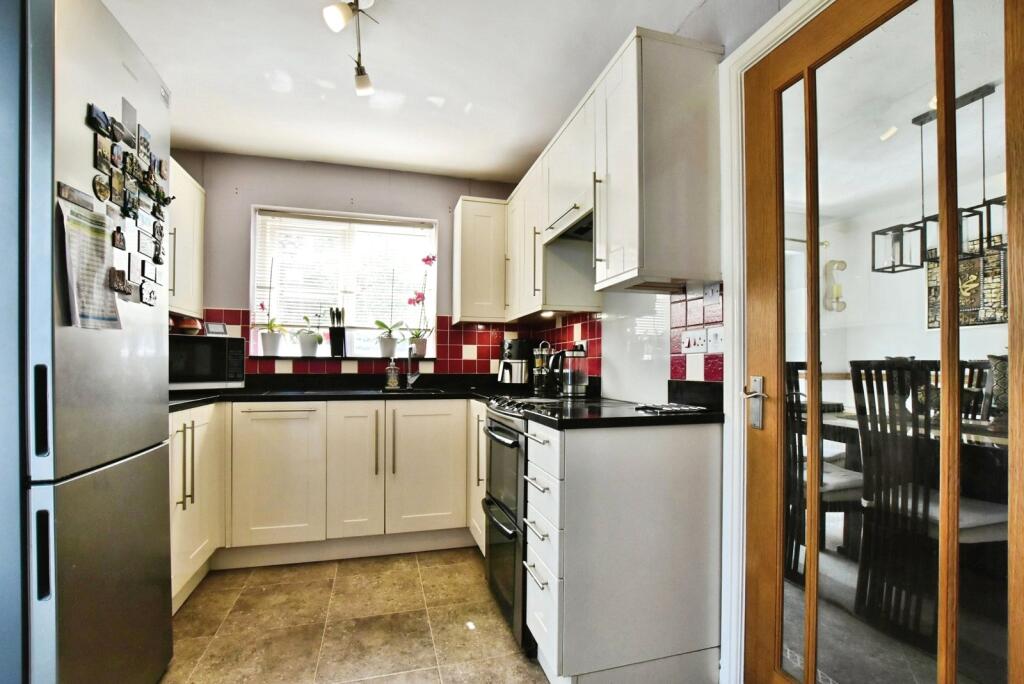 Ayshford Close, Altrincham, WA14 photo 4