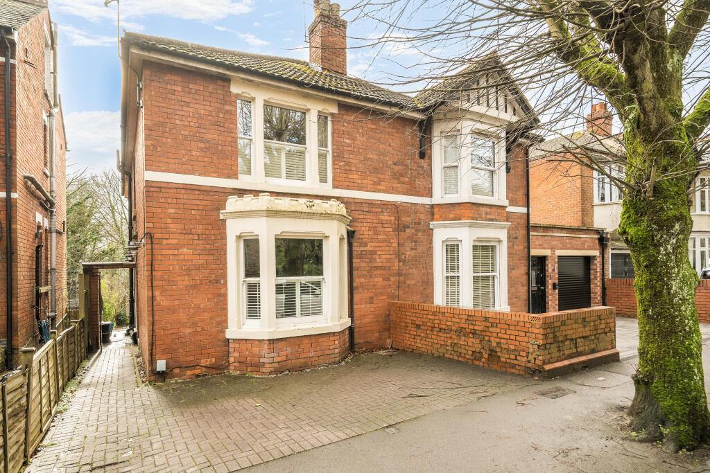 Main image of property: Westlecot Road, Old Town, Swindon, SN1