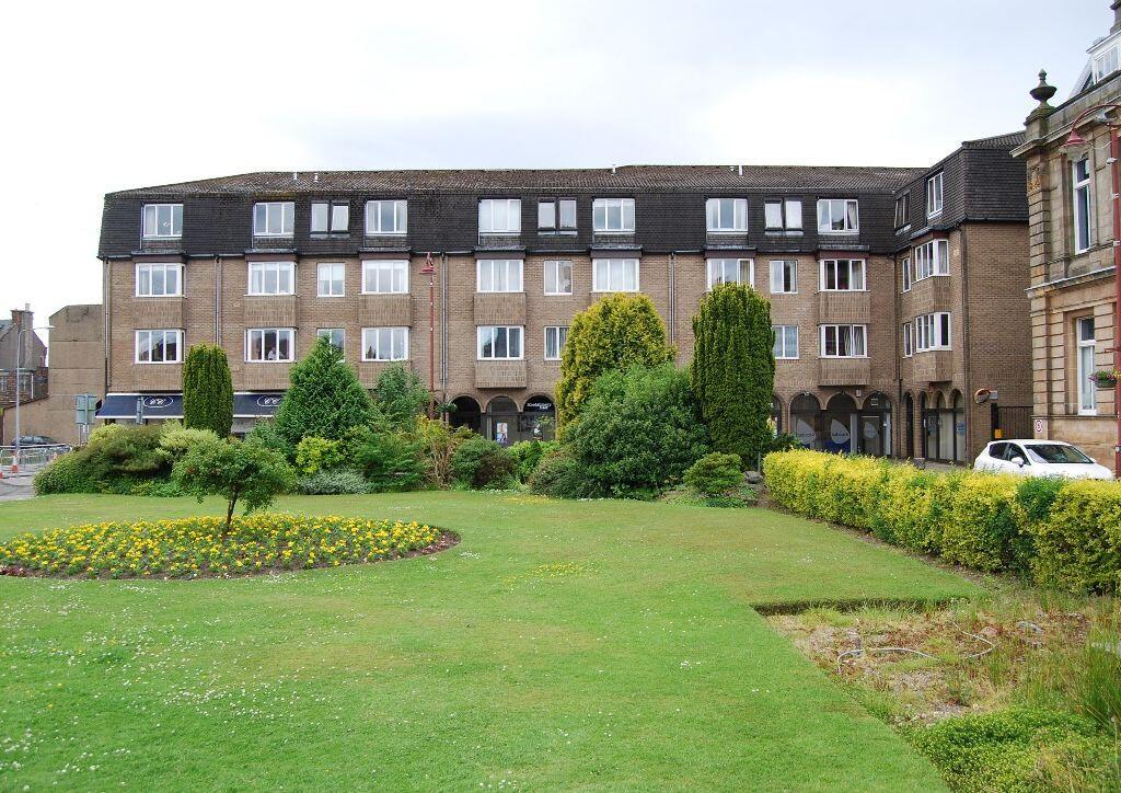 Apartment in Helensburgh, Craigendoran - More