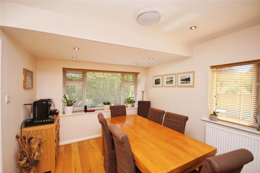 Hopton Road, Dursley, Gloucestershire, GL11 photo 3