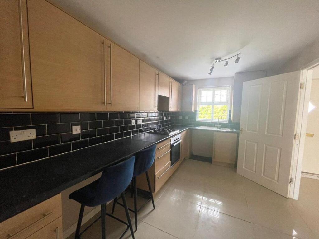 Main image of property: Shetland Avenue
