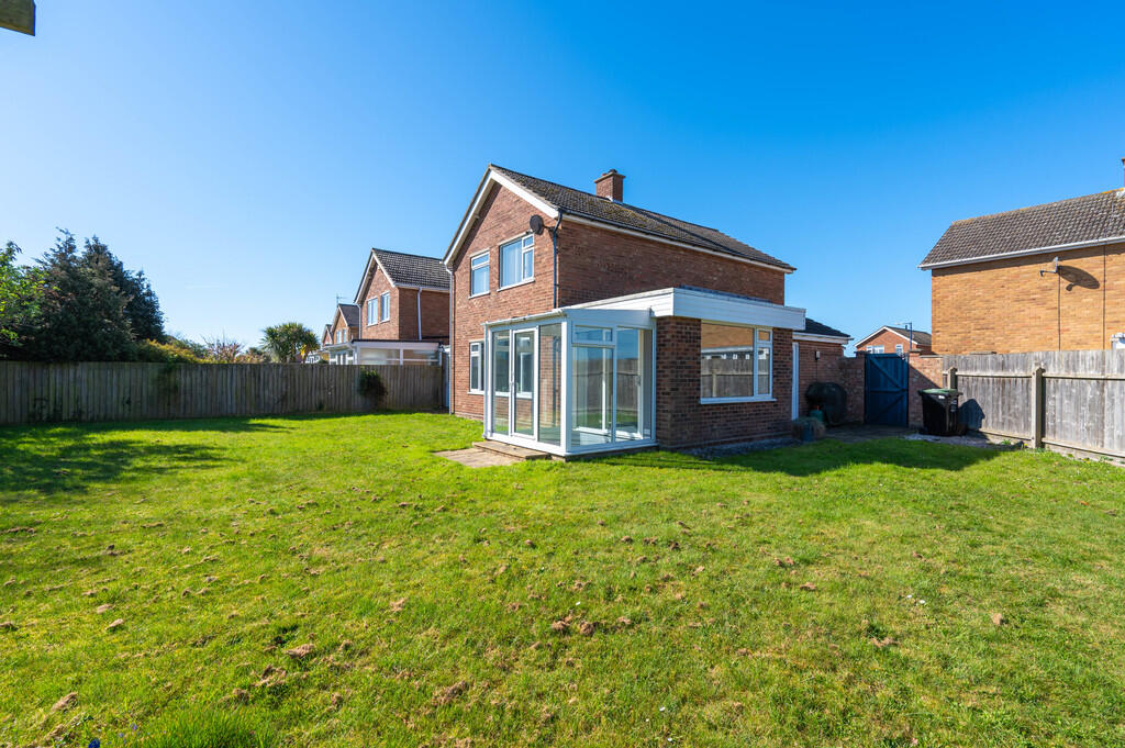 House in East Suffolk, Felixstowe - View 2