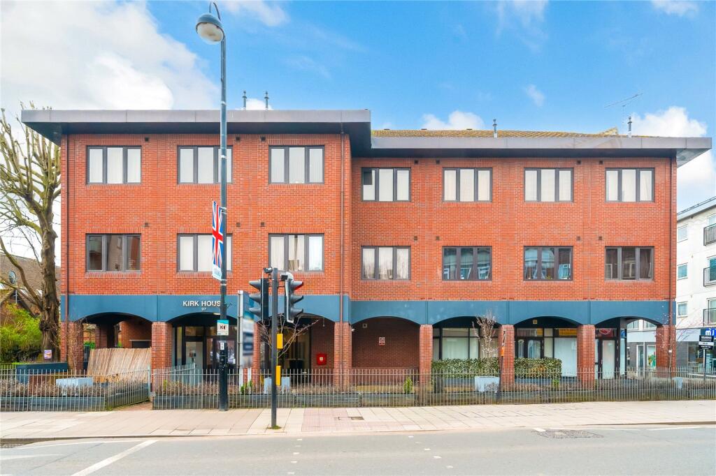 Main image of property: High Street, Yiewsley, West Drayton, UB7