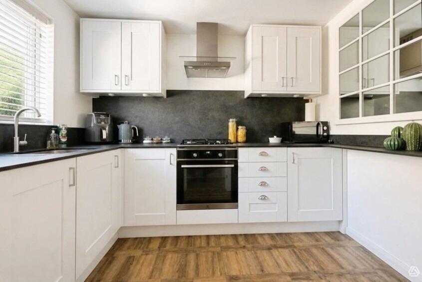 House in Reading - View 3