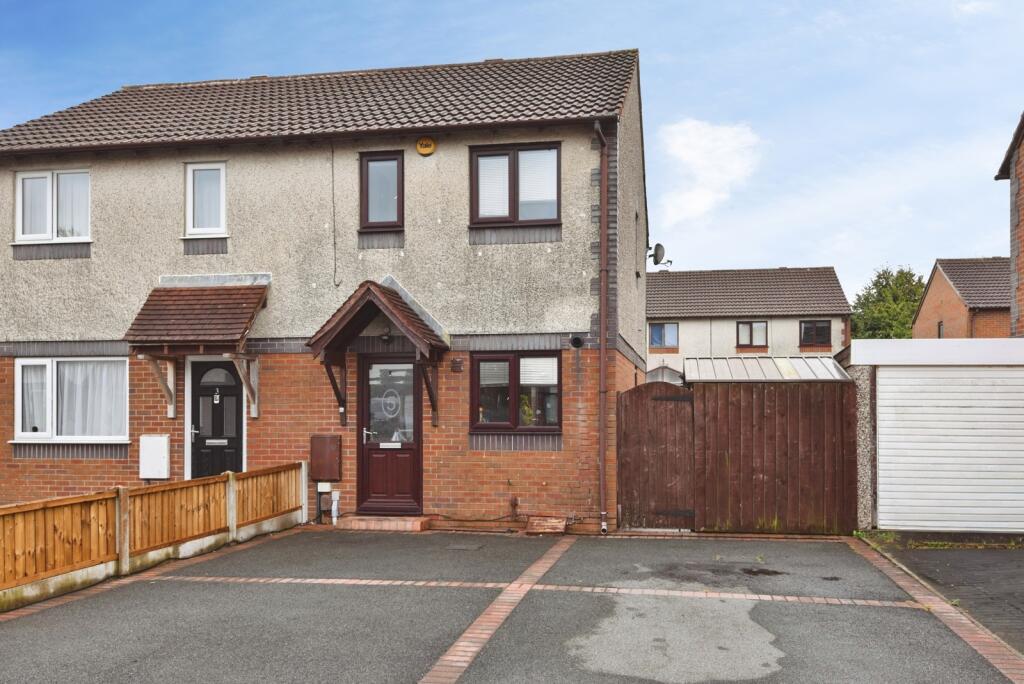 Main image of property: Gleneagles Drive, Morecambe, Lancashire, LA4