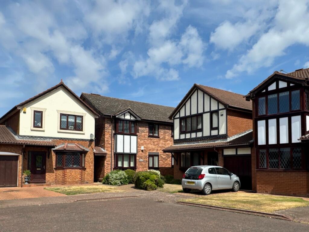 Main image of property: Oakleigh, 3 Queens Croft, Formby, L37
