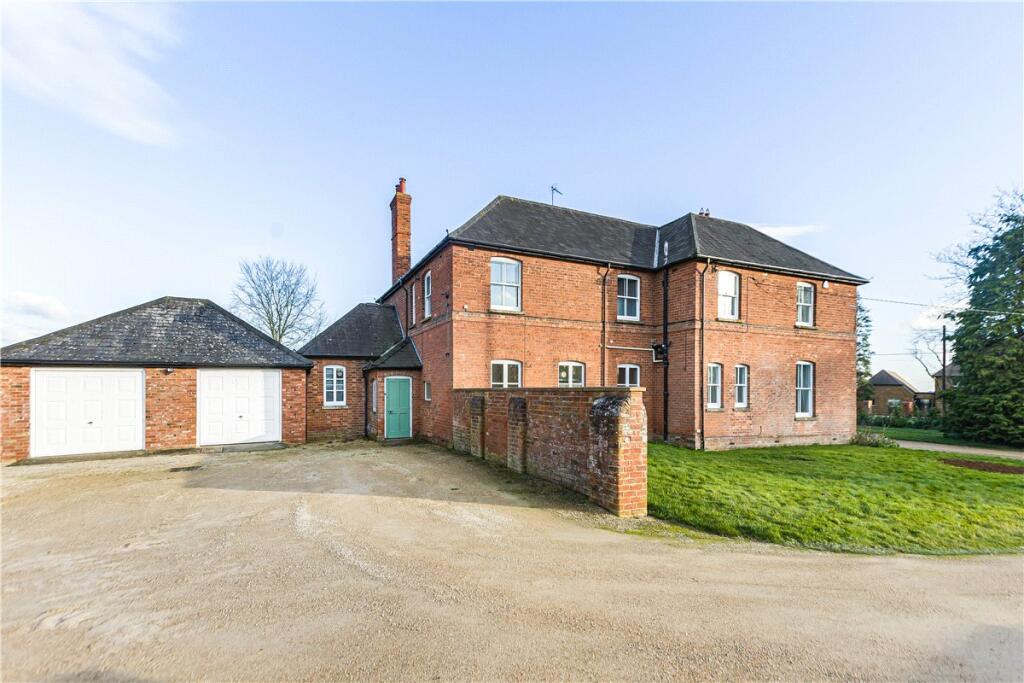 Main image of property: Clifton Road, Deddington, Banbury, Oxfordshire, OX15