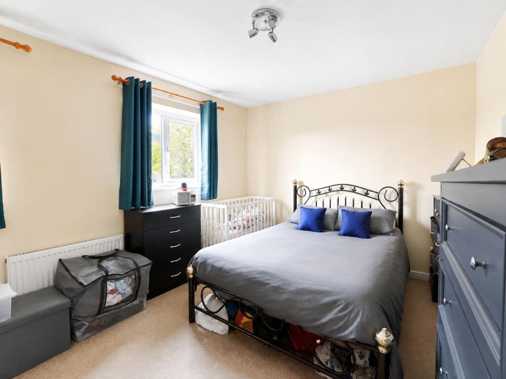 House in Swindon, Sparcells - View 4