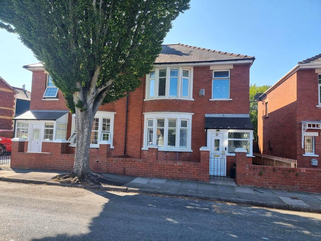 Main image of property: Oxford Street, Barry, CF62
