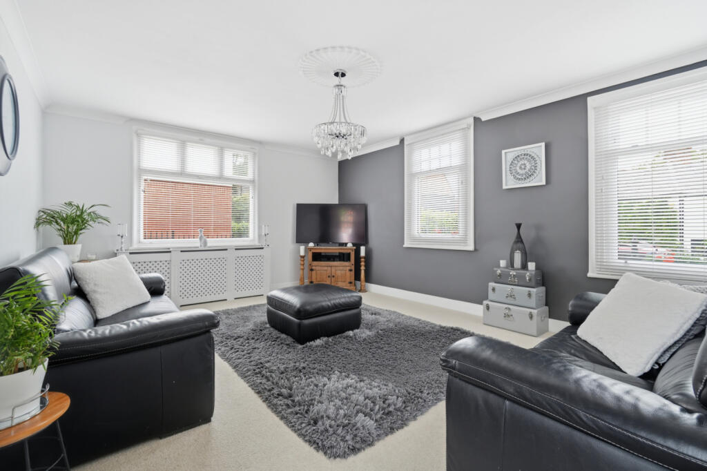 Station Road, Sawbridgeworth, Hertfordshire, CM21 photo 4