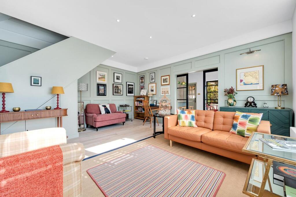 House in London - More