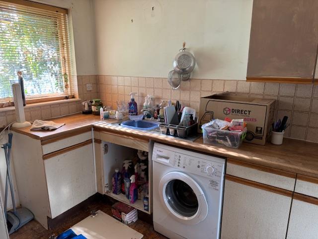 Heather Close, Carterton photo 3