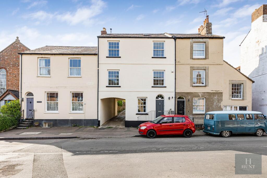 Main image of property: High Street, Brill, Aylesbury, Buckinghamshire, HP18