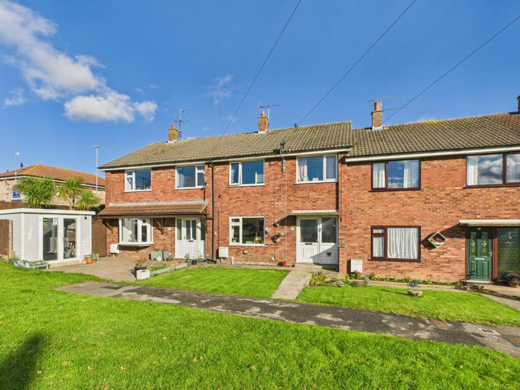 3-bed terraced on Eastlands, Nafferton, Driffield, YO25 4LA, £167,000