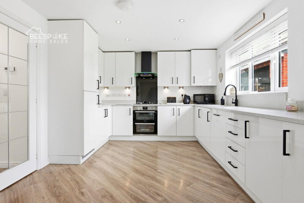 House in Newark and Sherwood, Rainworth - View 2