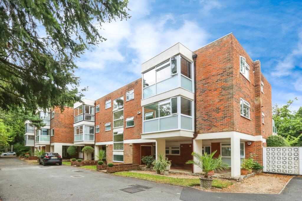 Main image of property: The Avenue, Branksome Park, Poole, Dorset, BH13