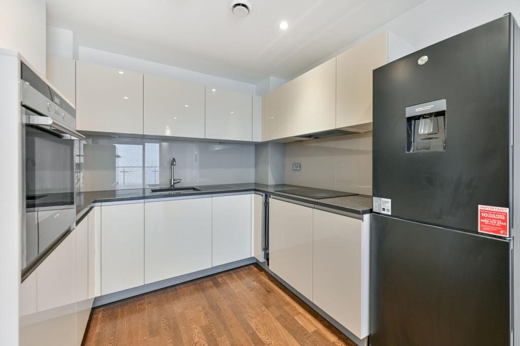 Apartment in London, Norbiton - View 4