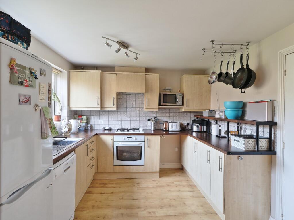 Ream Close, Eynesbury, St Neots, PE19 photo 4
