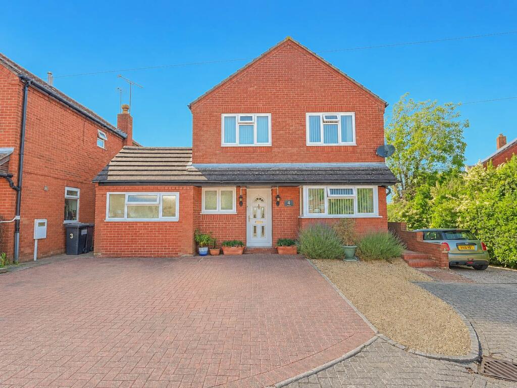 Main image of property: The Lawns, Kilsby, Rugby, CV23