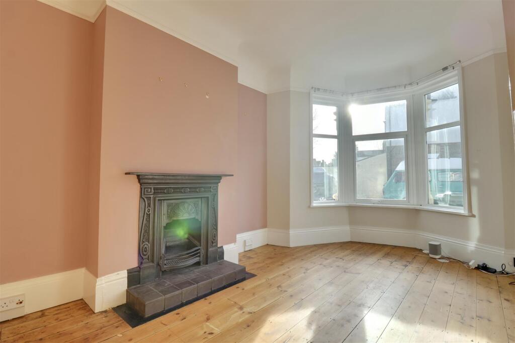 House in Portsmouth, Somers Town - View 5