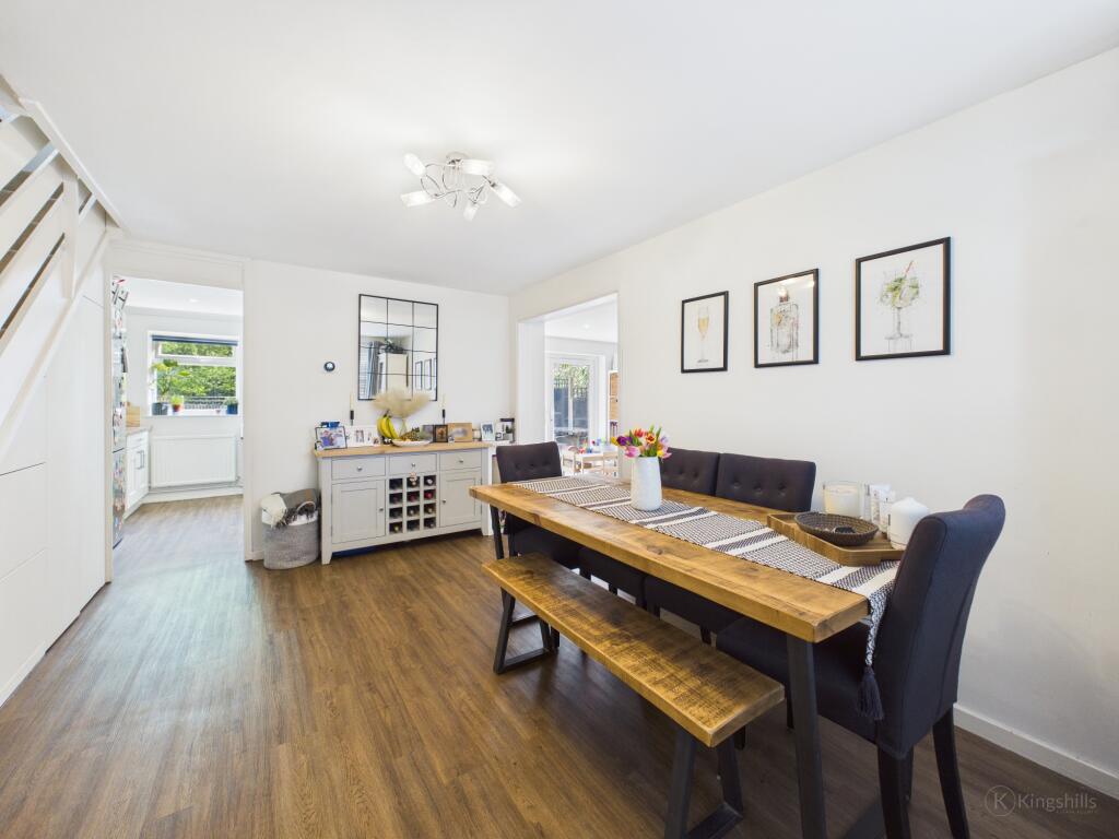 House in Tylers Green, Totteridge - View 3