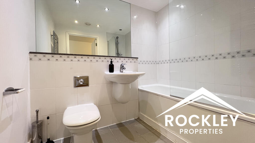 Apartment in London - View 4