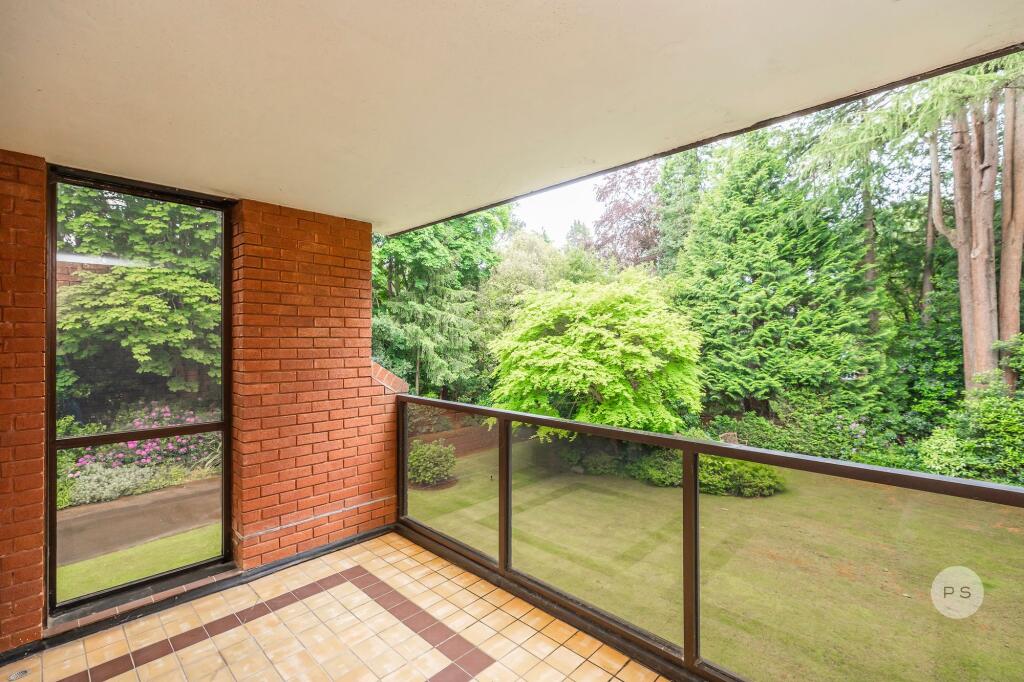 Apartment in Bournemouth, Branksome, Poole - View 2