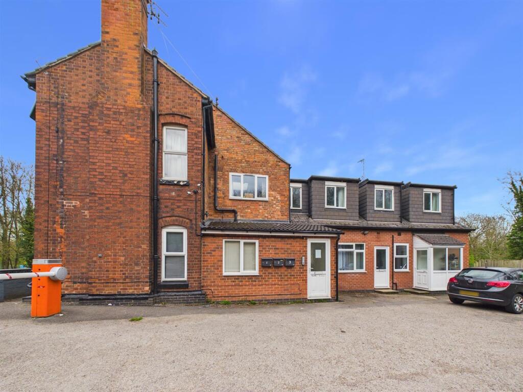 Main image of property: Hinckley Road, Leicester, LE3
