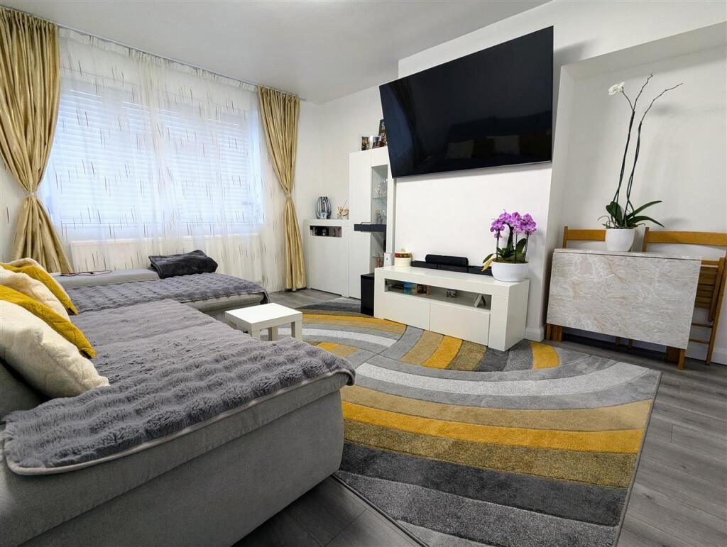 House in Tilbury, Essex - View 2
