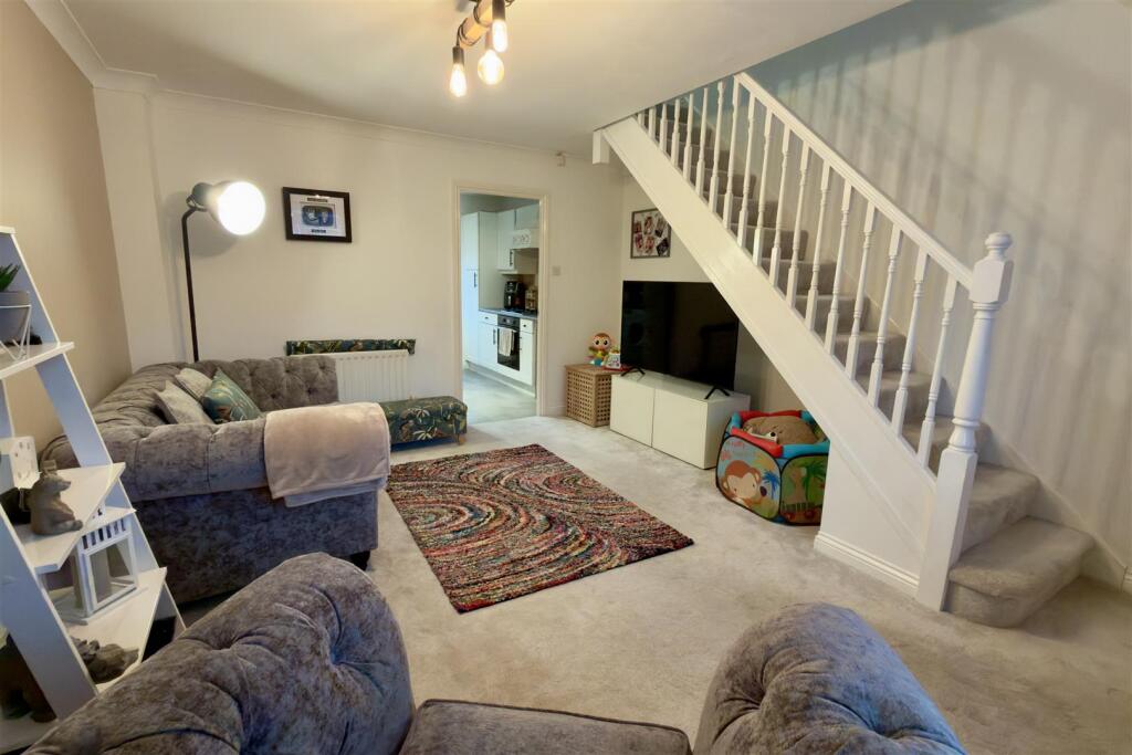 Alverton Drive, Faverdale, Darlington, DL3 0GA photo 3