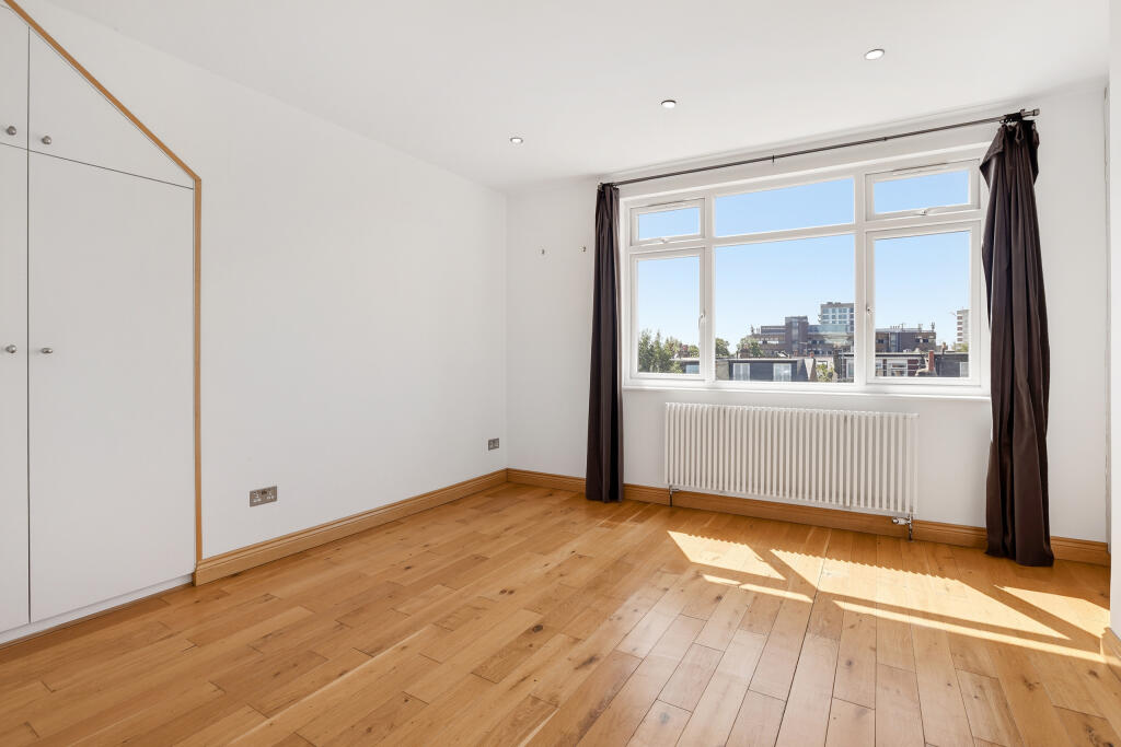 House in London, Perivale - View 5