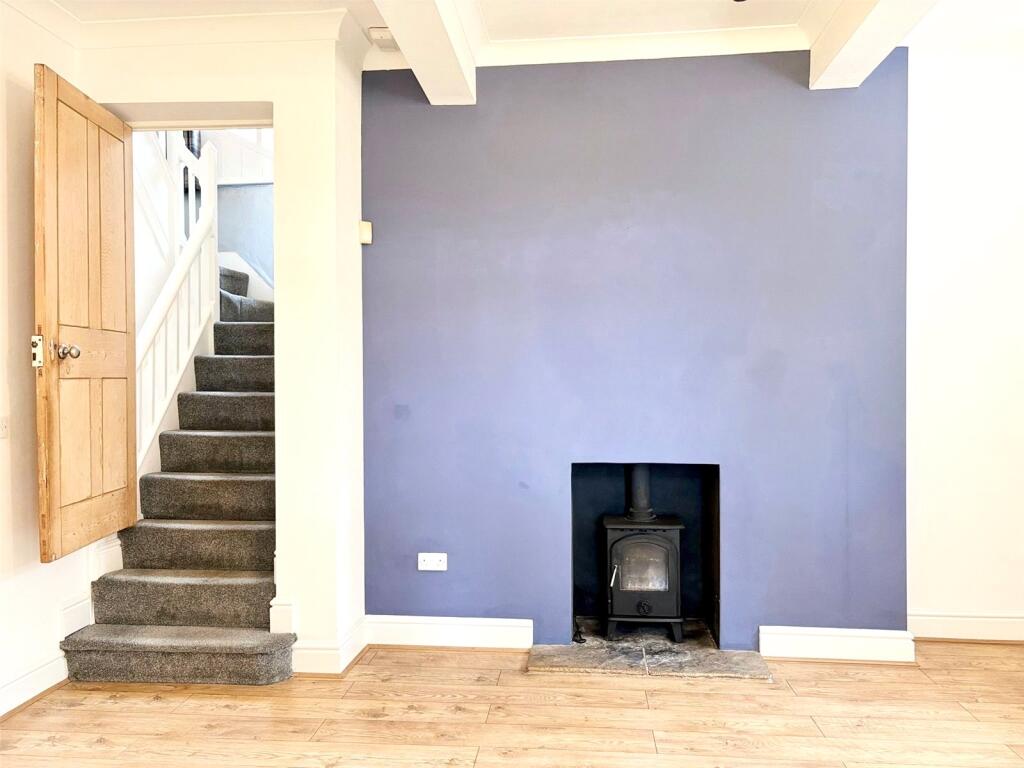 Caldecote Hall Drive, Caldecote, Nuneaton, Warwickshire, CV10 photo 2