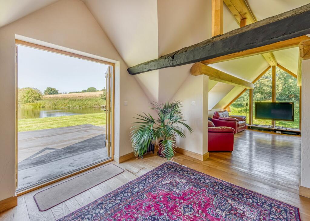 House in Telford - View 4