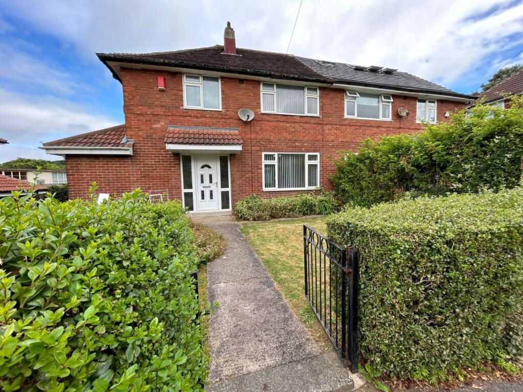 Main image of property: Foxcroft Mount, Far Headingley, Leeds, West Yorkshire, LS6