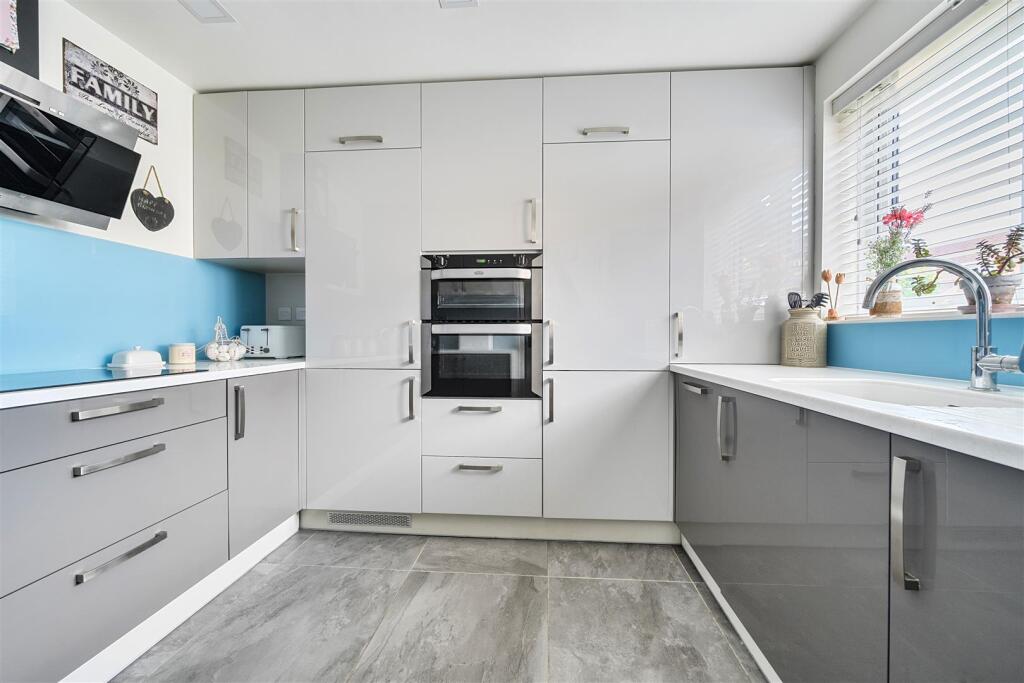 House in Fareham, North Fareham - View 2