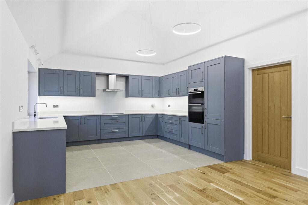The Pastures, Wramplingham Road, Wymondham, NR18 photo 2