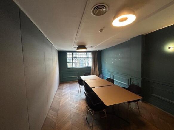 private dining room split into two.jpg