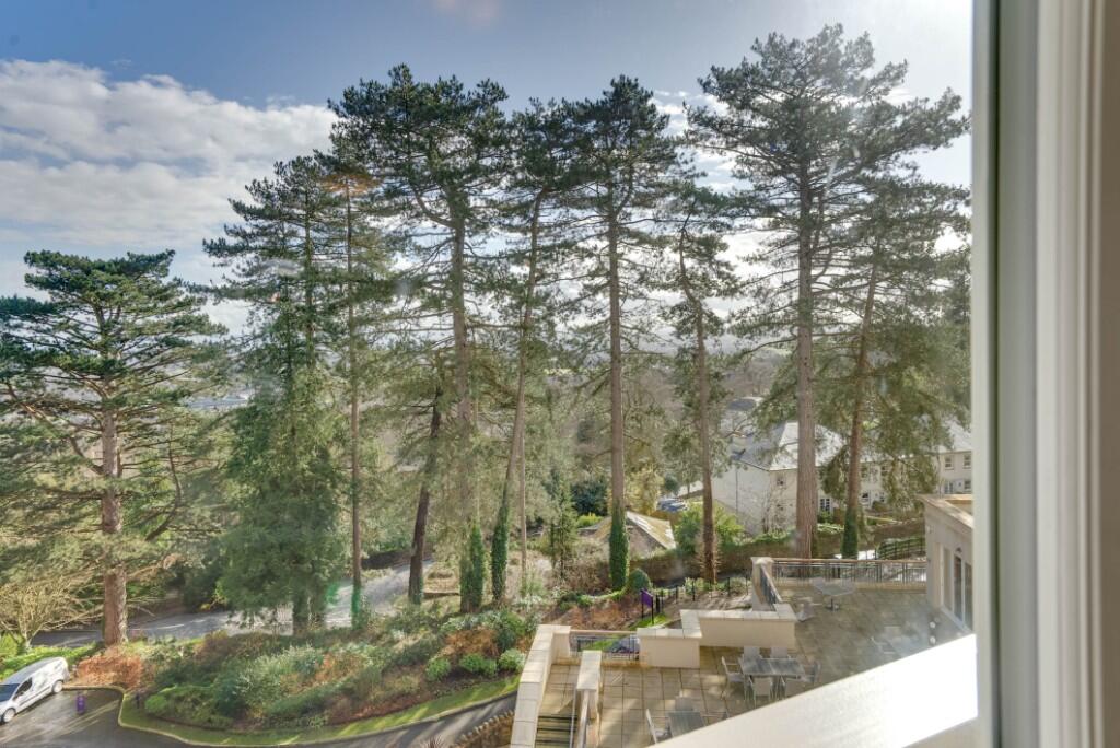Ellerslie Drive, Malvern, Worcestershire, WR14 photo 3