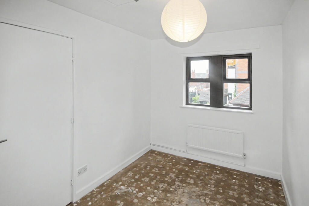 Apartment in Wakefield - View 4